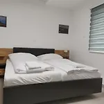 Ais Center Otel 2*