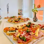 Ais Center ホテル ヴォルフスベルク