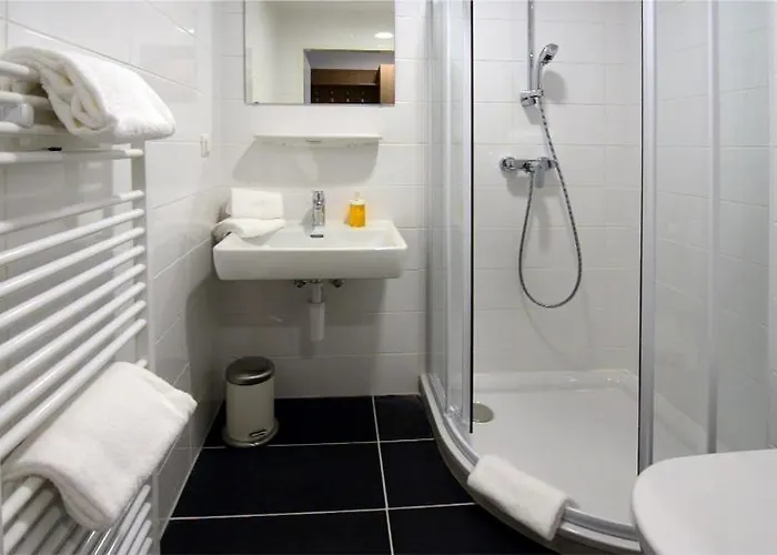 Ais Center Отель Вольфсберг